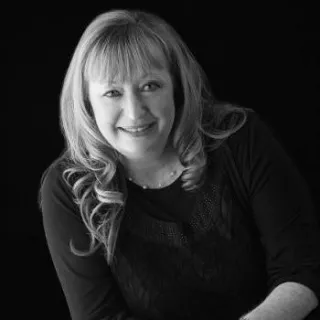 Lesley Barton