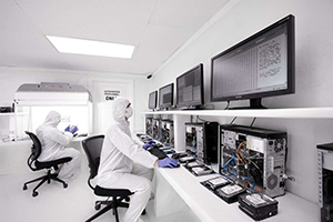 Forensic laboratory with modern chromatographic instruments and analytical tools
